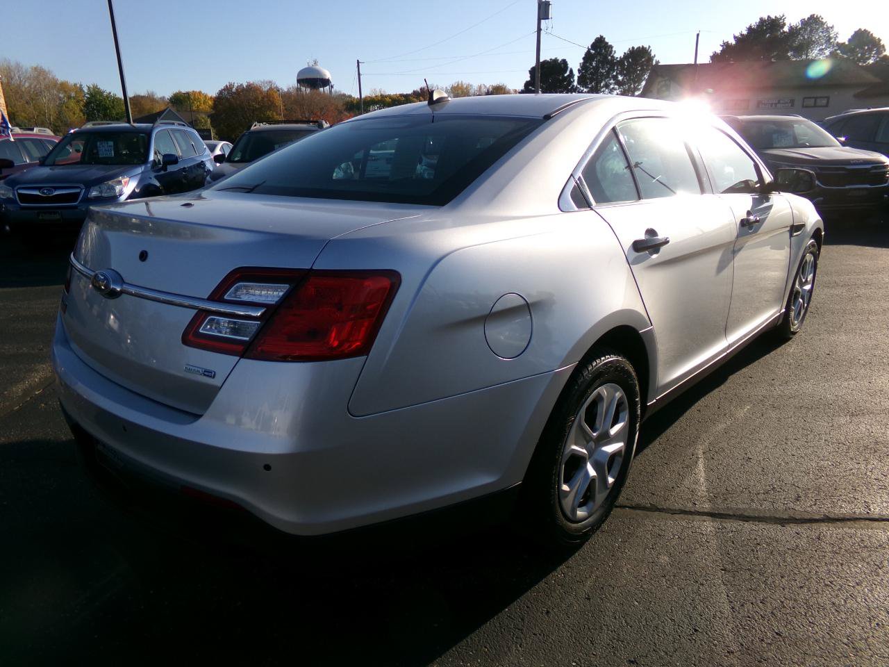 Used 2017 Ford Taurus Police Interceptor AWD image 8