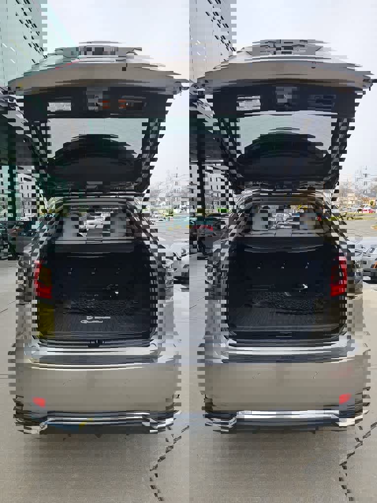 Used 2020 Lexus RX 450h AWD w/ Premium Package image 27