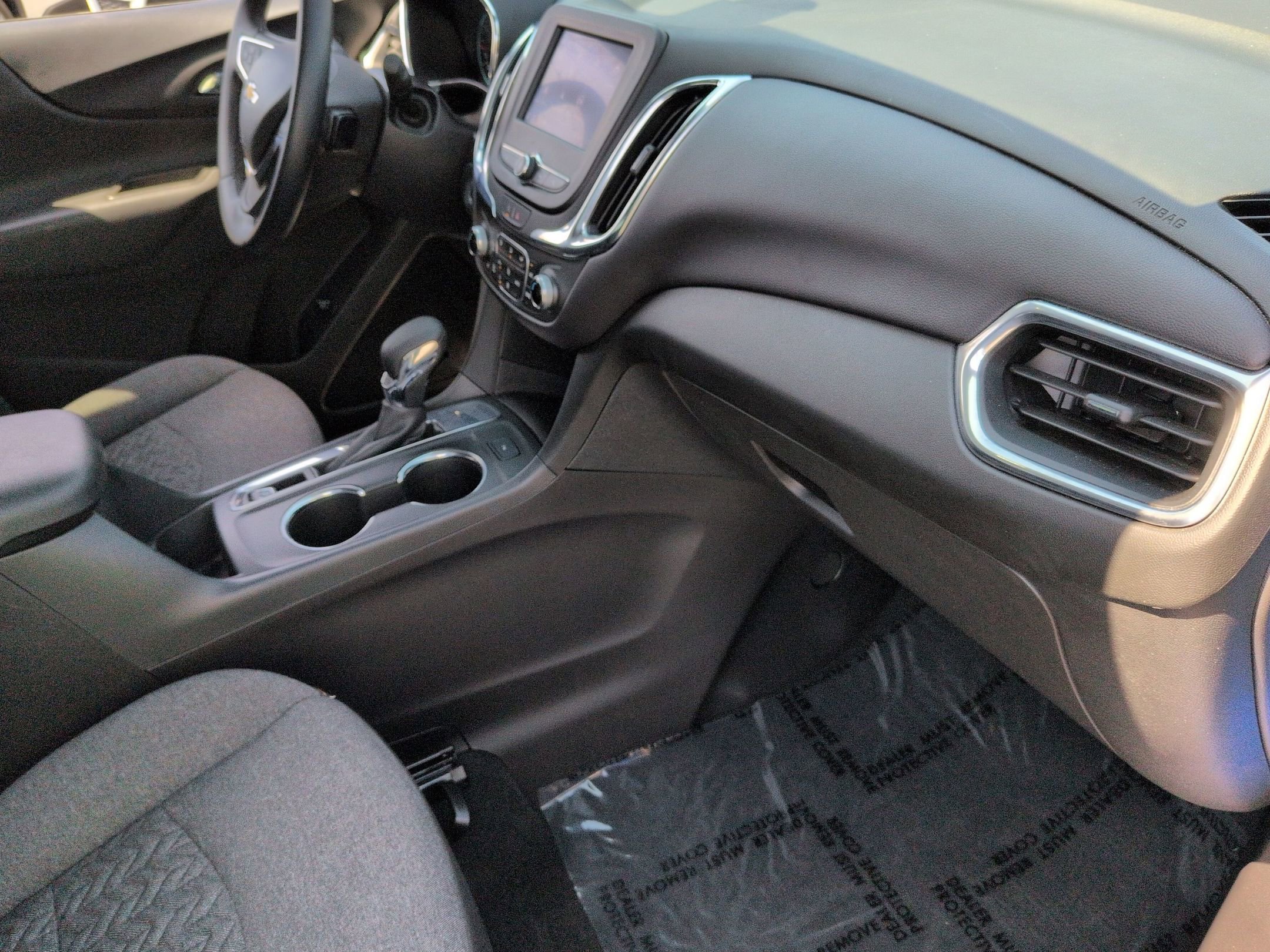 Certified 2024 Chevrolet Equinox LT w/ LPO, Floor Liner Package image 36