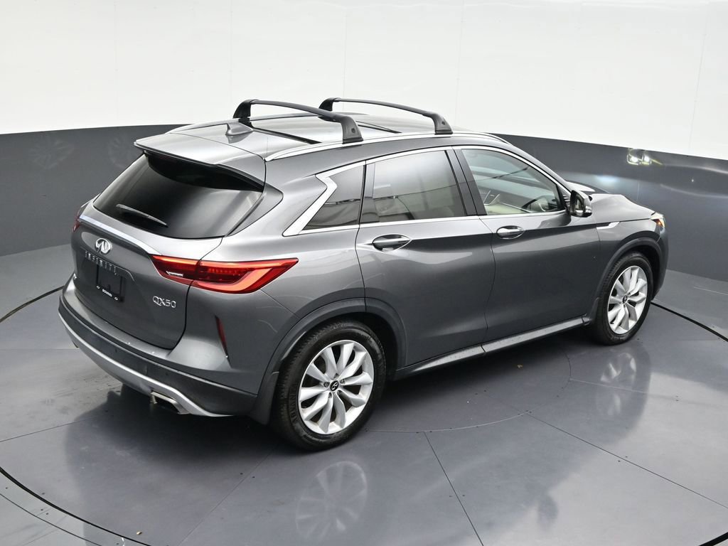 Used 2019 INFINITI QX50 Essential w/ Premium Audio Package image 18
