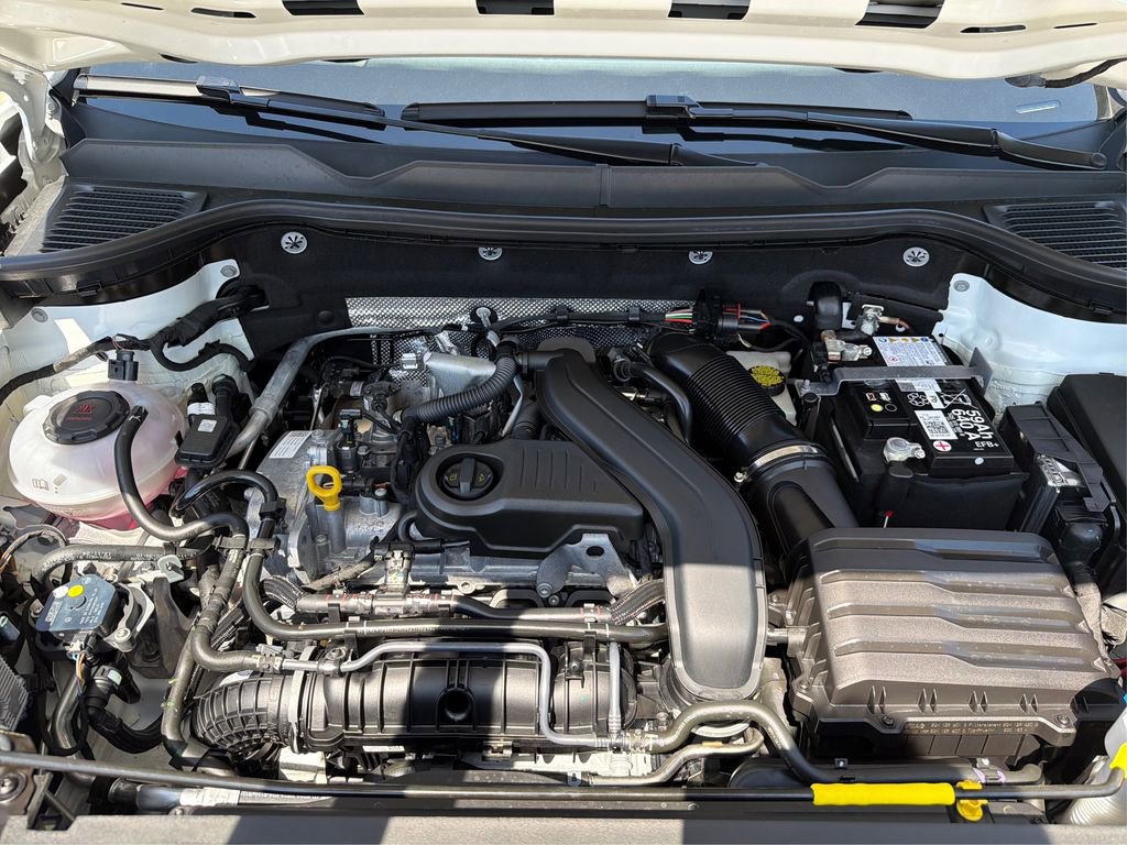 Used 2025 Volkswagen Taos S w/ Taos MDO Package image 12