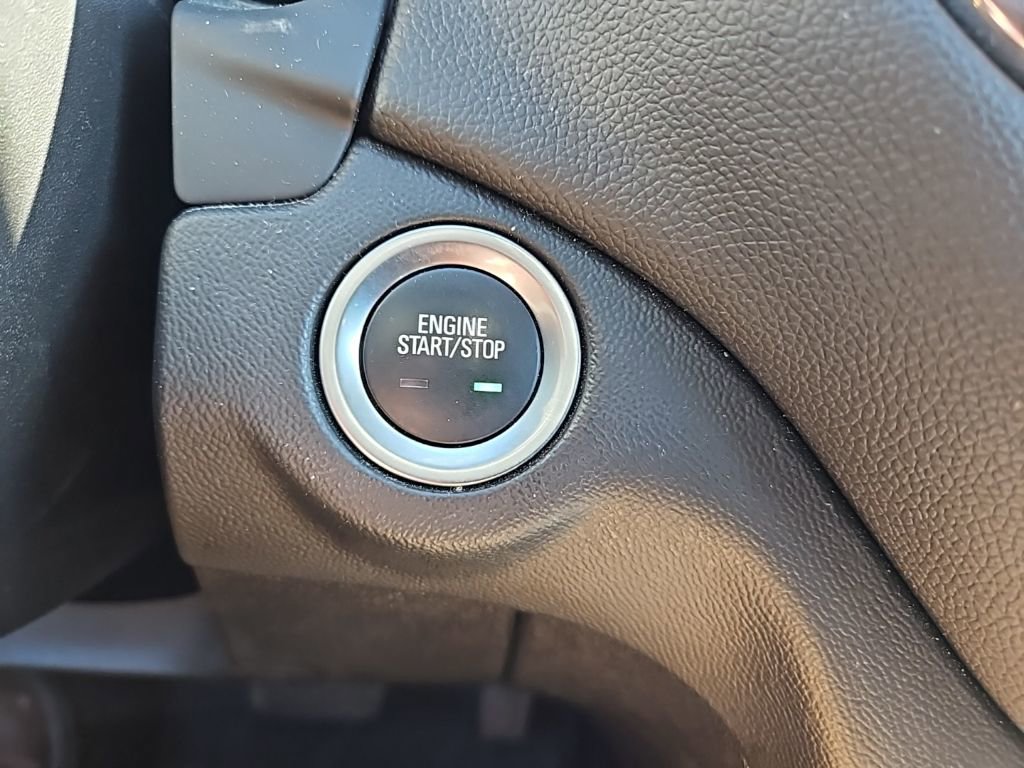 Used 2020 Chevrolet Equinox LT image 17