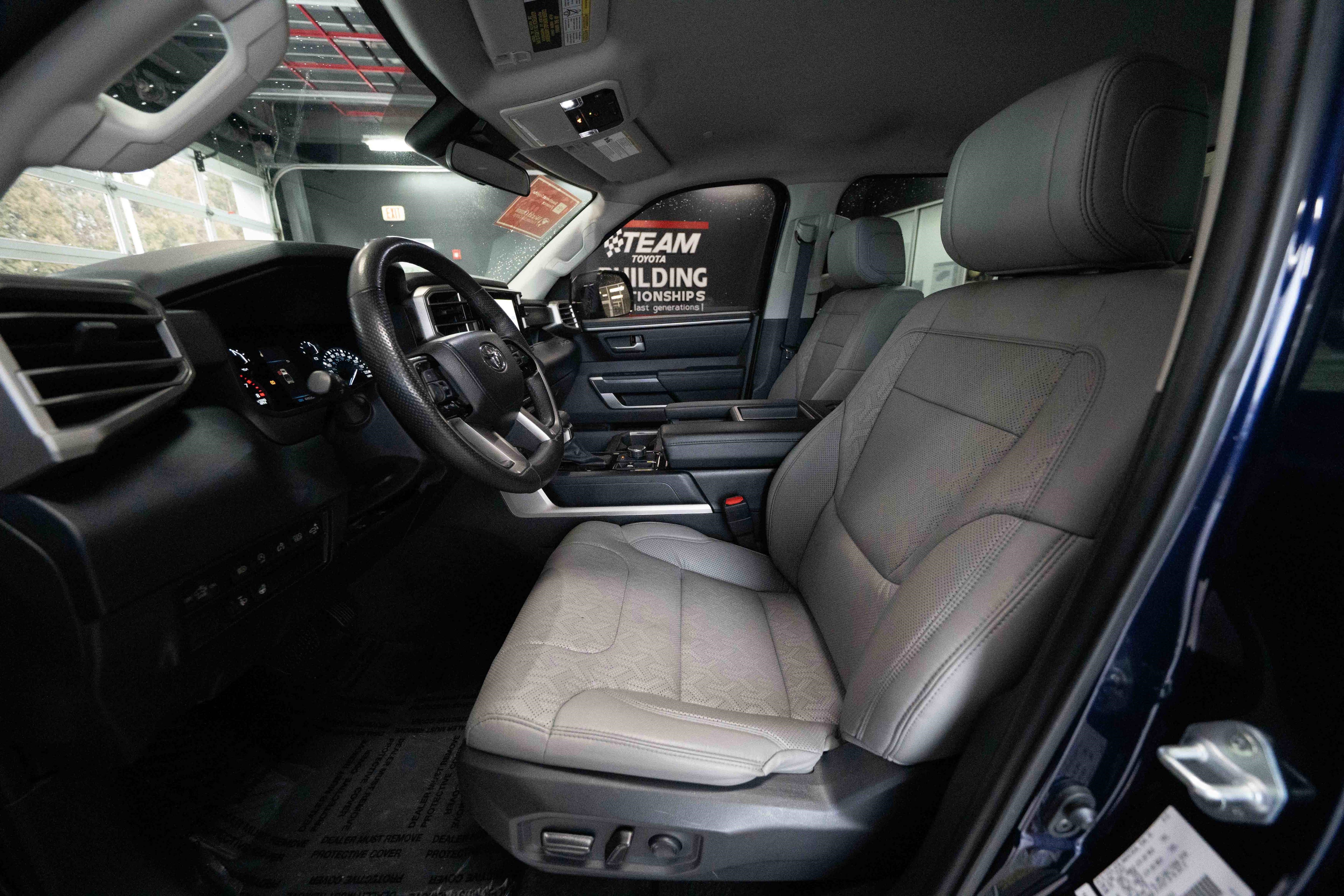 Used 2023 Toyota Tundra SR5 w/ SR5 Premium Package image 9