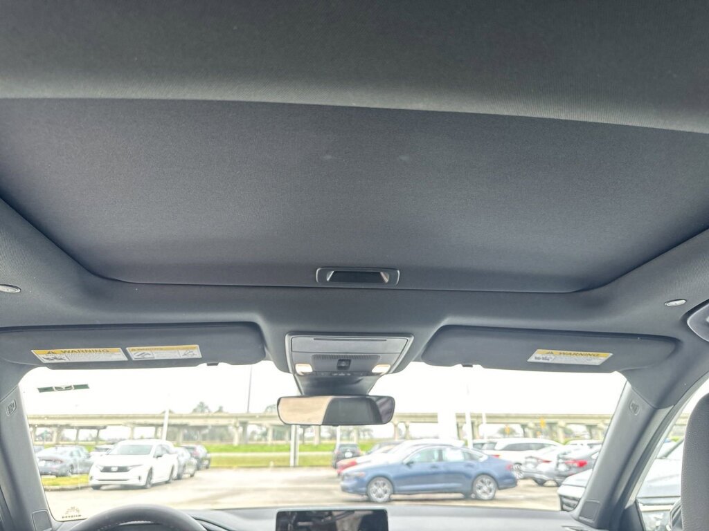 Used 2024 Honda CR-V Sport-L image 9