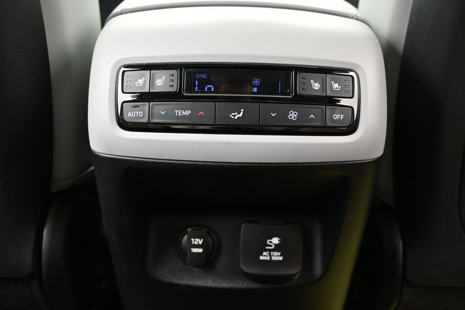 Used 2024 Hyundai Palisade SEL w/ Premium Package FWD image 43