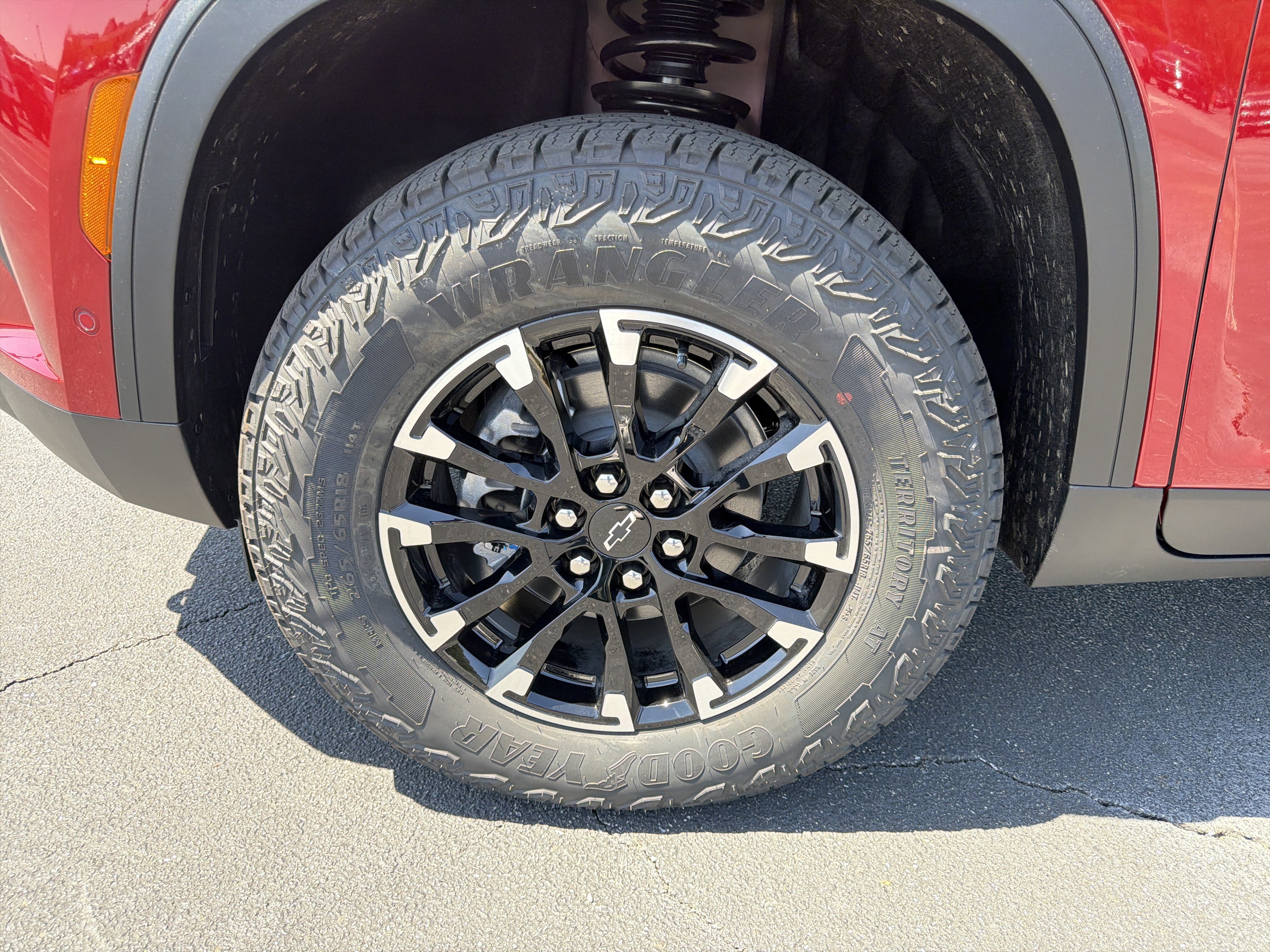 New 2026 Chevrolet Traverse Z71 w/ Enhanced Driving Package image 11