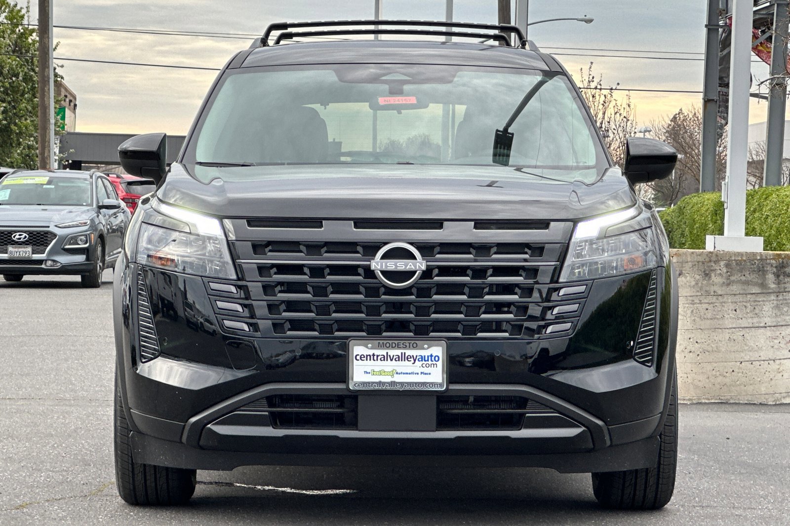 New 2026 Nissan Pathfinder SV image 9