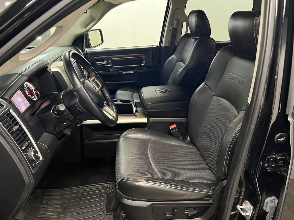 Used 2014 RAM 1500 Laramie AWD/4WD image 30