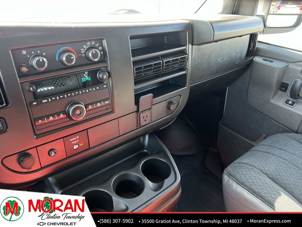 Used 2024 Chevrolet Express 2500 w/ Driver Convenience Package image 28