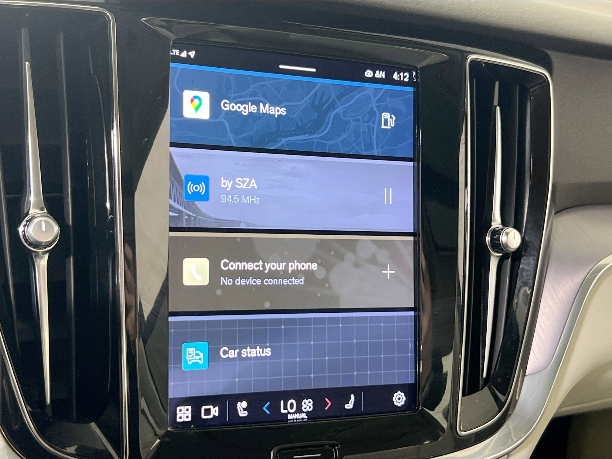 Used 2023 Volvo S60 B5 Core w/ Climate Package image 15