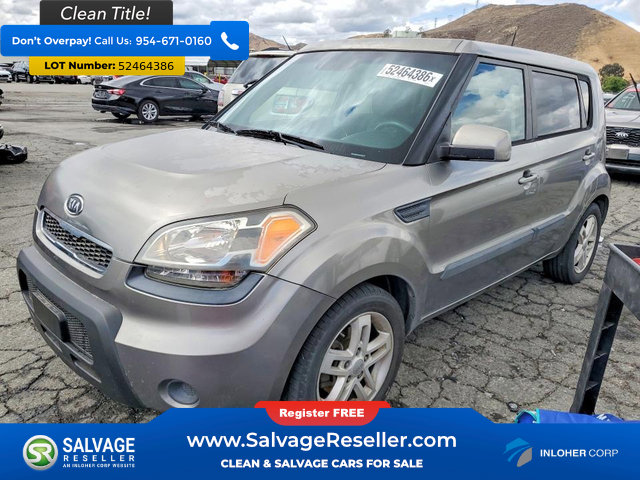Used 2011 Kia Soul + w/ Audio Pkg FWD image 1