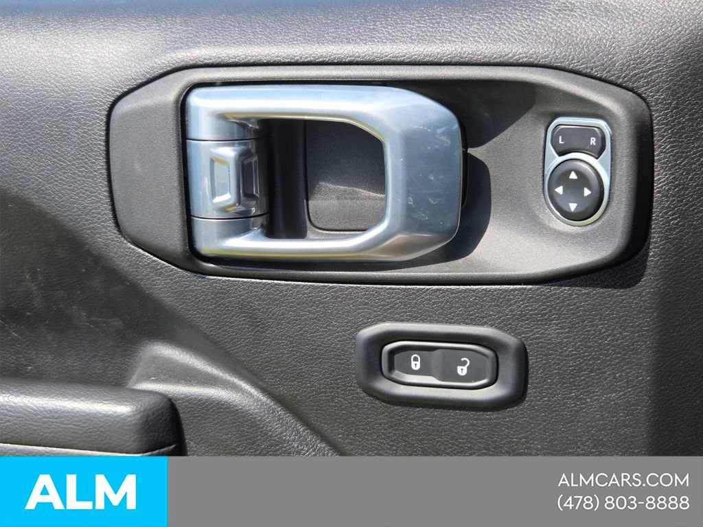 Used 2024 Jeep Wrangler Unlimited Sport AWD/4WD image 29