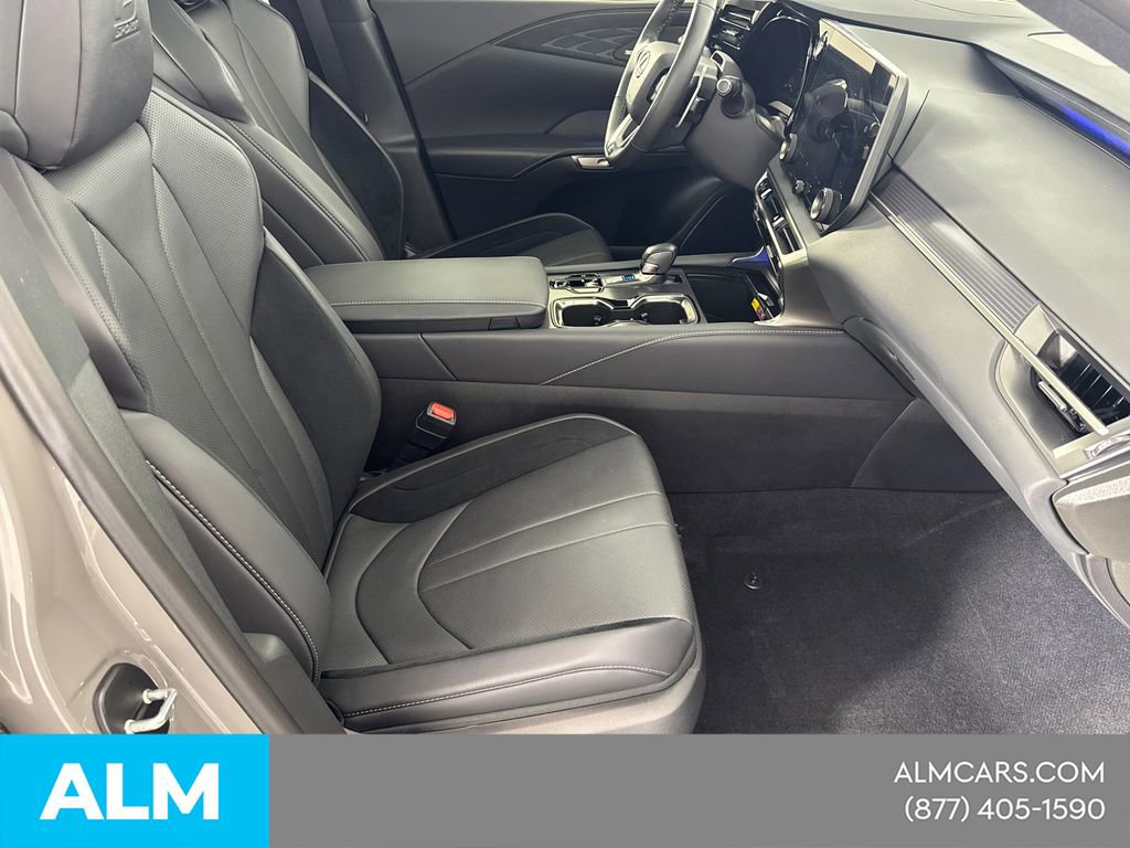 Used 2025 Lexus RX 500h F Sport AWD/4WD image 17