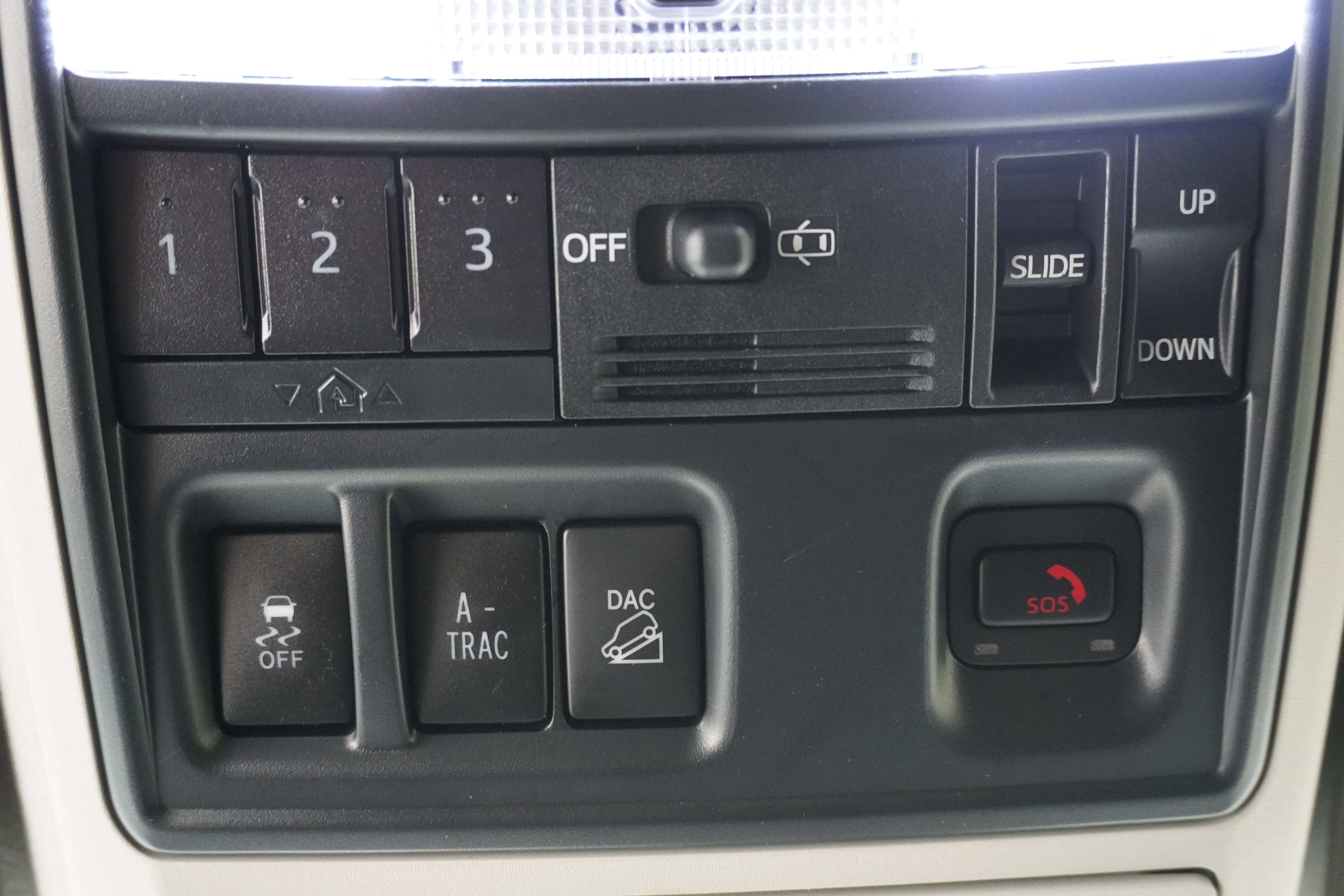 Used 2023 Toyota 4Runner 40th Anniversary SE AWD/4WD image 26