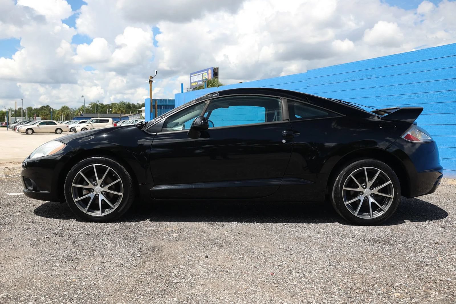 Used 2009 Mitsubishi Eclipse GT FWD image 2