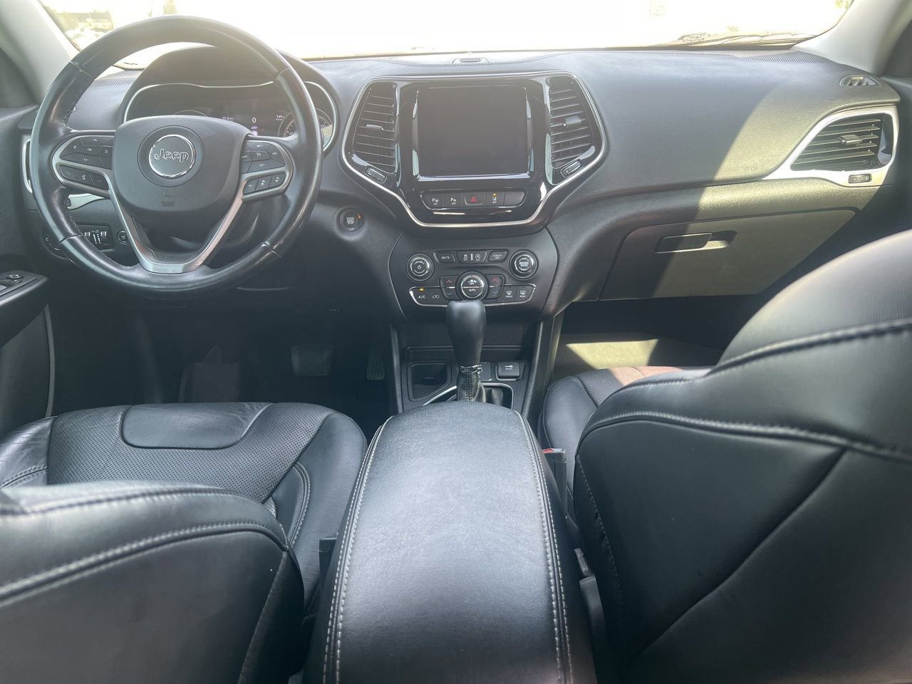 Used 2021 Jeep Cherokee Limited w/ Elite Package image 24