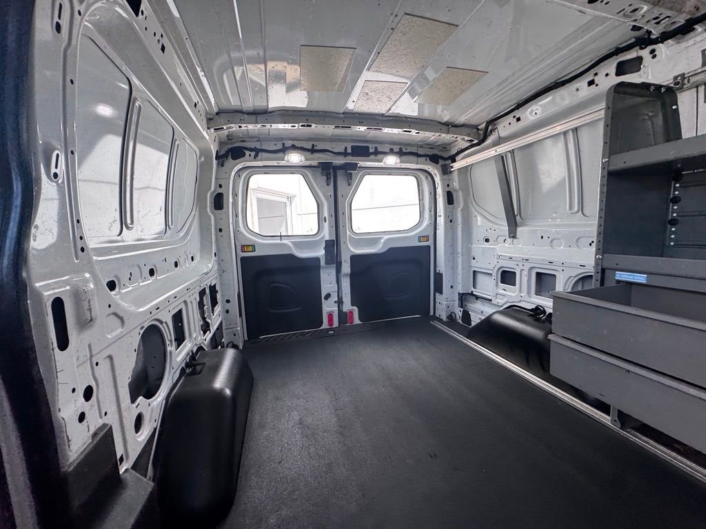 Used 2019 Ford Transit 250 130 Low Roof image 24
