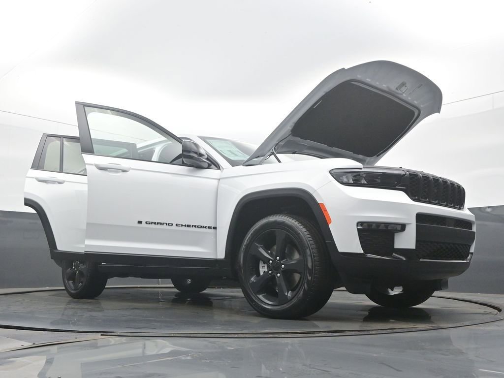 New 2025 Jeep Grand Cherokee L Limited image 60