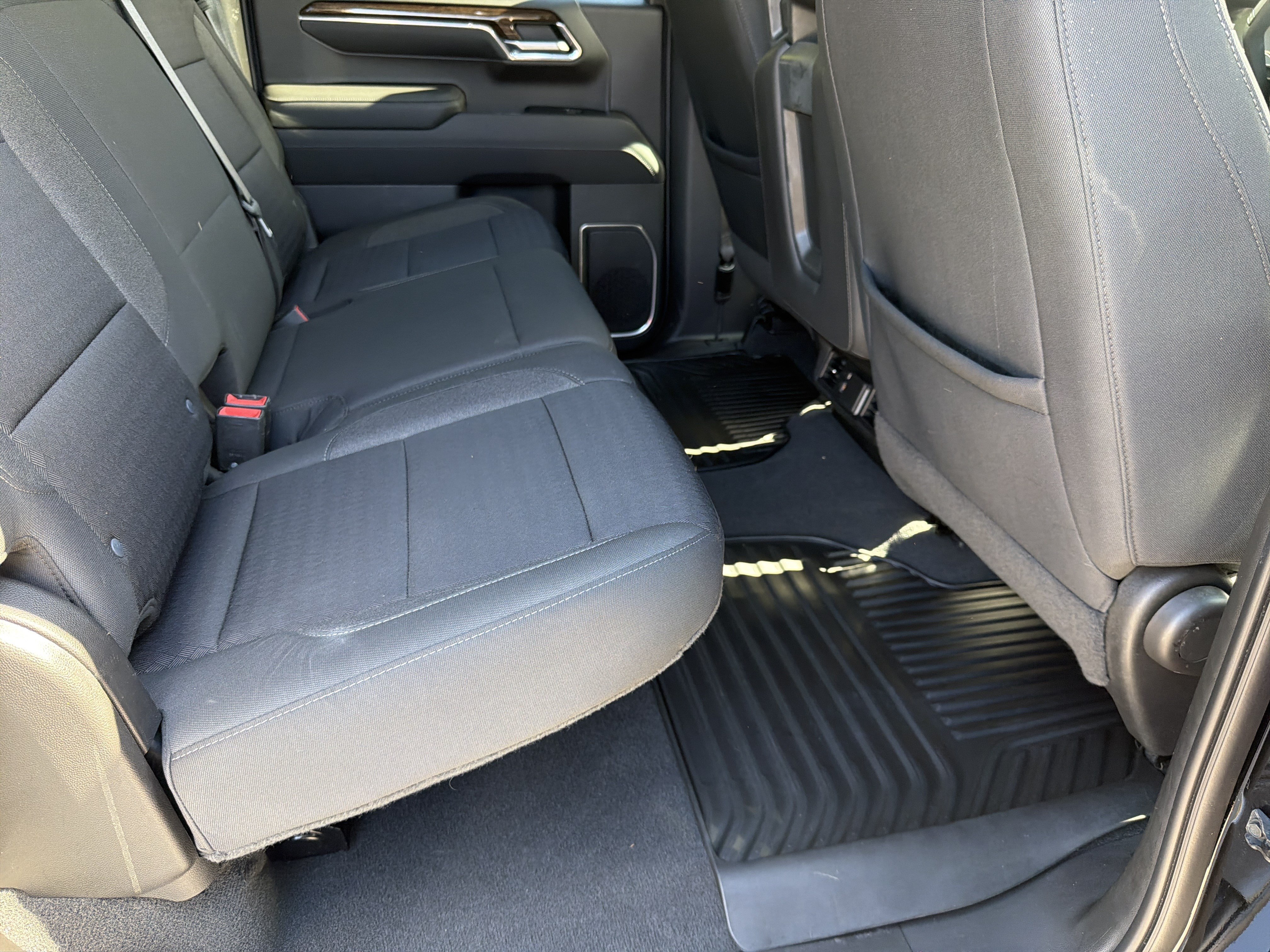 Used 2022 GMC Sierra 1500 SLE AWD/4WD image 16