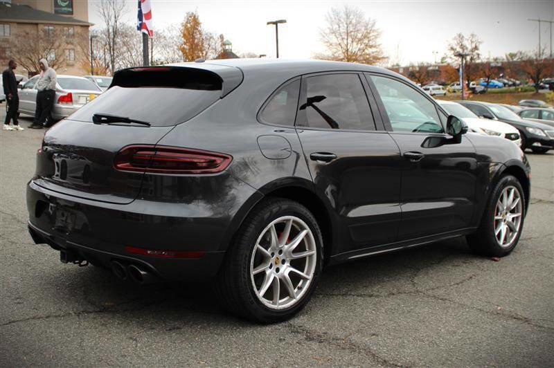 Used 2017 Porsche Macan GTS image 5