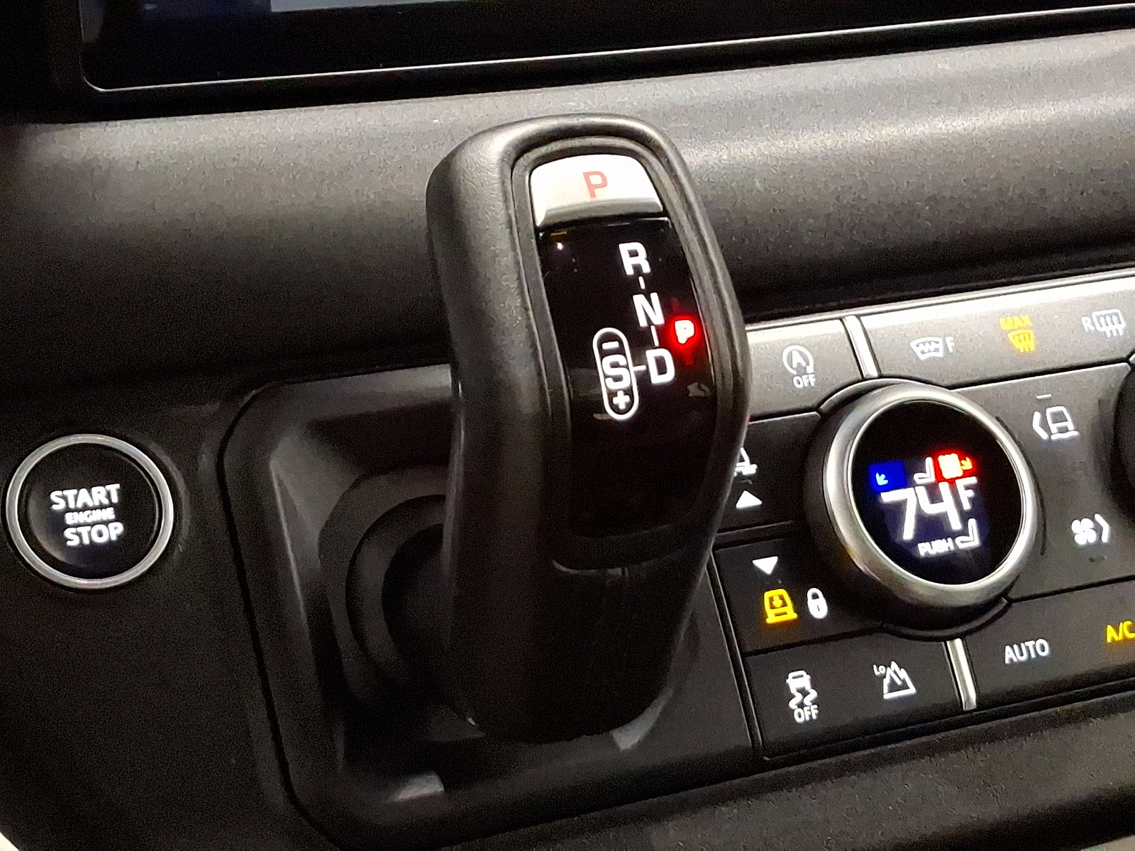 Used 2021 Land Rover Defender 110 SE image 14