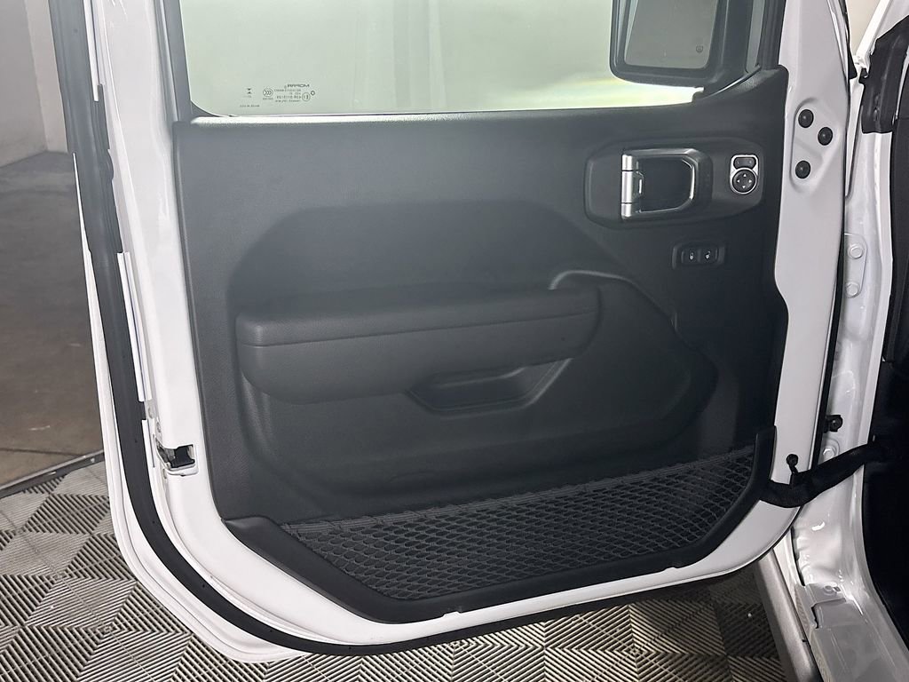 New 2025 Jeep Wrangler Unlimited Rubicon image 11