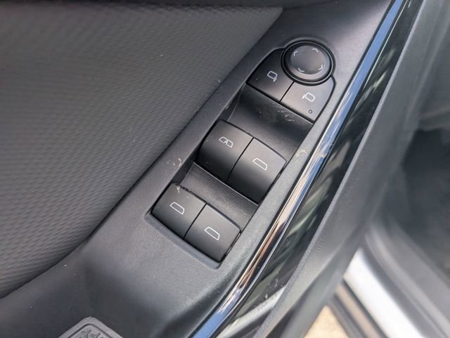 New 2026 Chevrolet Equinox LT w/ Convenience Package II AWD/4WD image 15