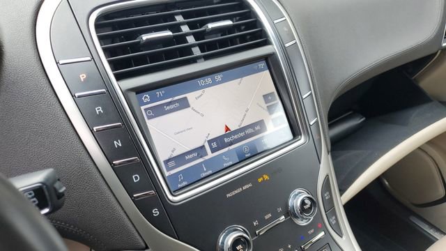 Used 2020 Lincoln Nautilus FWD w/ Equipment Group 101A image 6