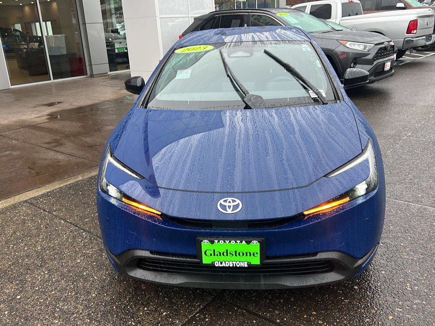 Used 2023 Toyota Prius LE image 3