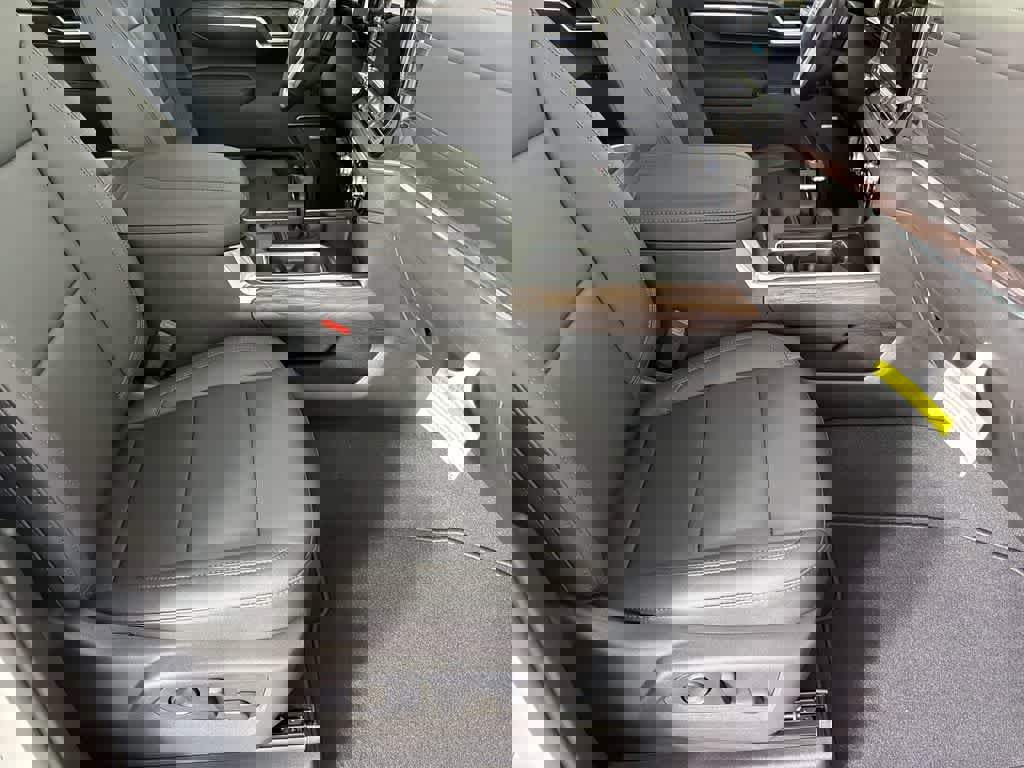 New 2026 GMC Sierra 1500 SLT w/ SLT Premium Plus Package AWD/4WD image 13