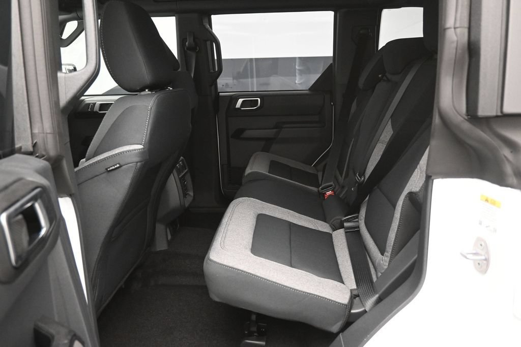 New 2026 Ford Bronco 4-Door w/ Sasquatch Package AWD/4WD image 23