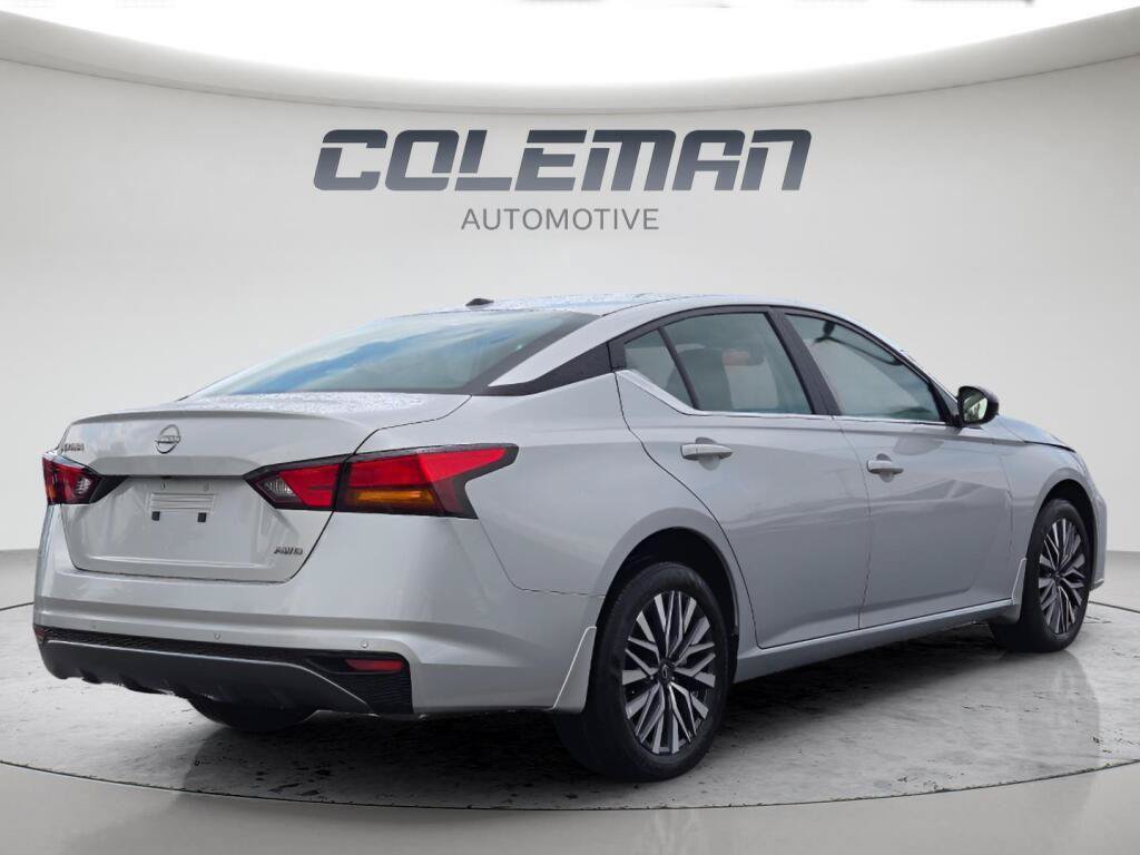 New 2026 Nissan Altima 2.5 SV AWD/4WD image 10
