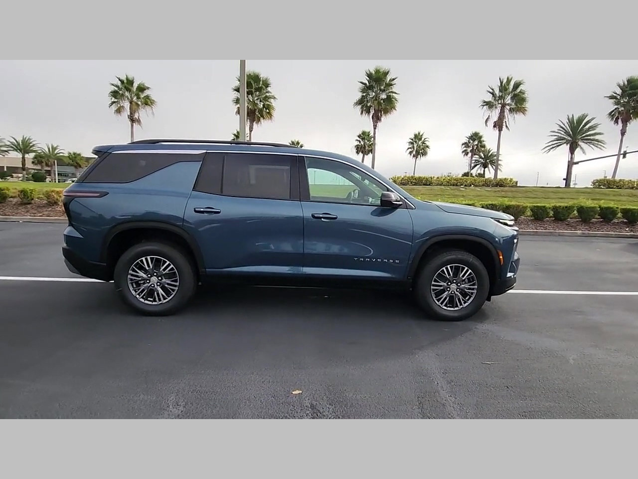 New 2026 Chevrolet Traverse LT w/ Driver Confidence Package image 23