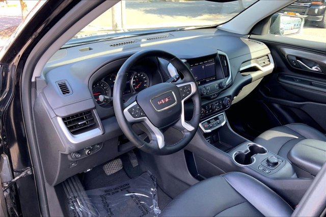 Used 2024 GMC Terrain SLT AWD/4WD image 14