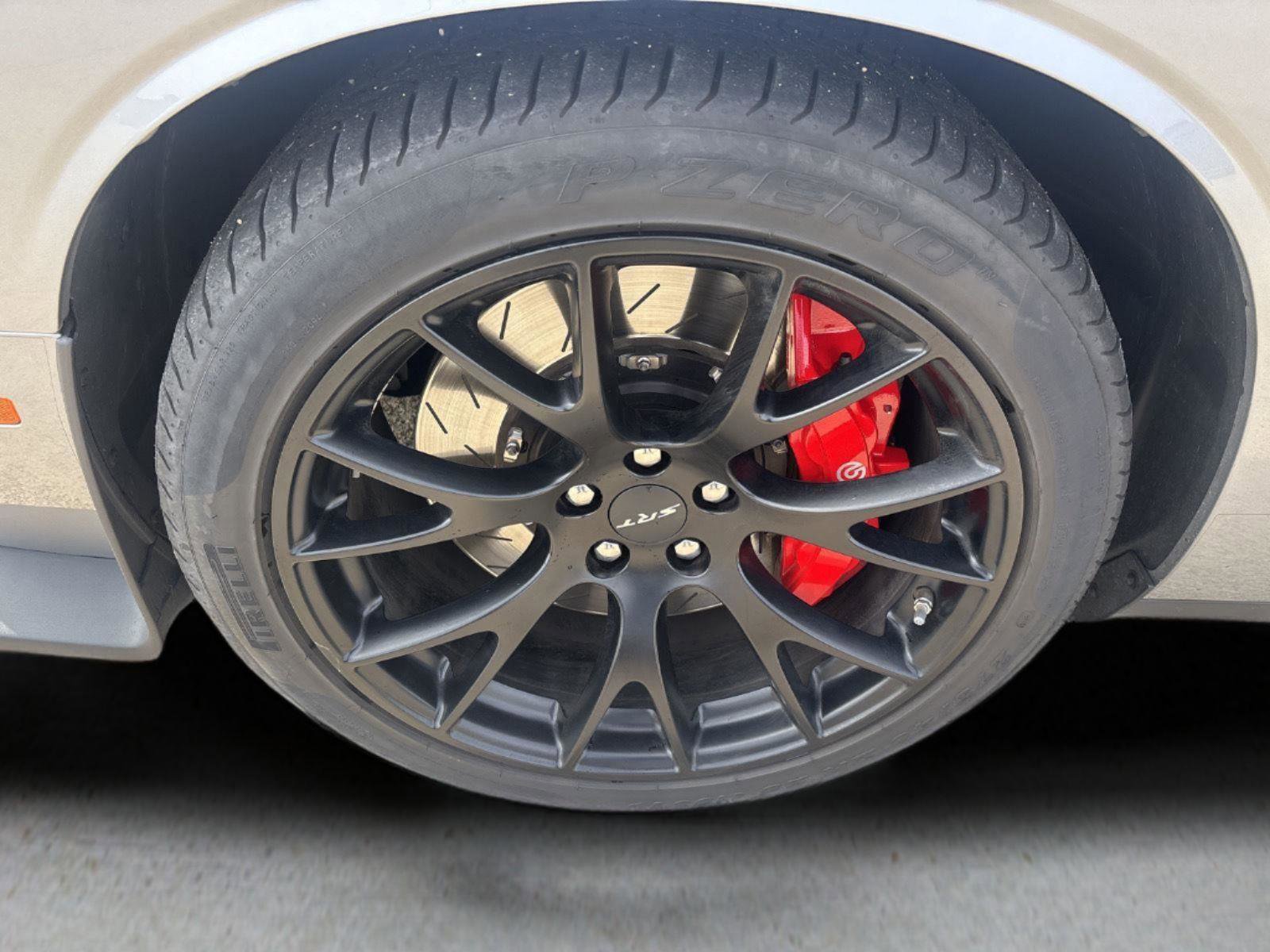 Used 2016 Dodge Challenger SRT Hellcat image 27