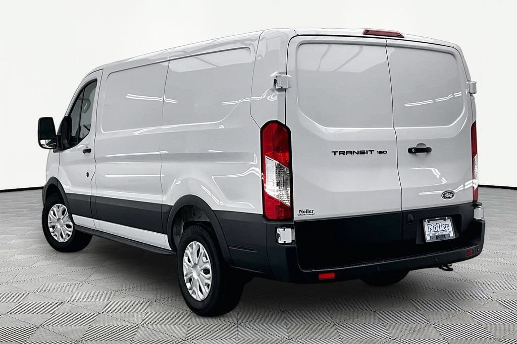 Used 2026 Ford Transit 150 Low Roof w/ Exterior Upgrade Package RWD image 13