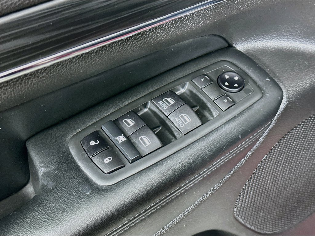Certified 2020 Jeep Grand Cherokee Limited AWD/4WD image 24