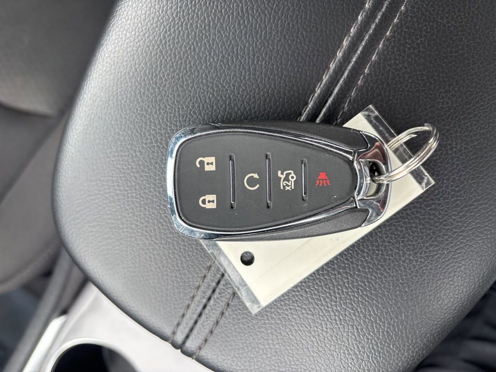 Used 2024 Chevrolet Malibu LT image 32