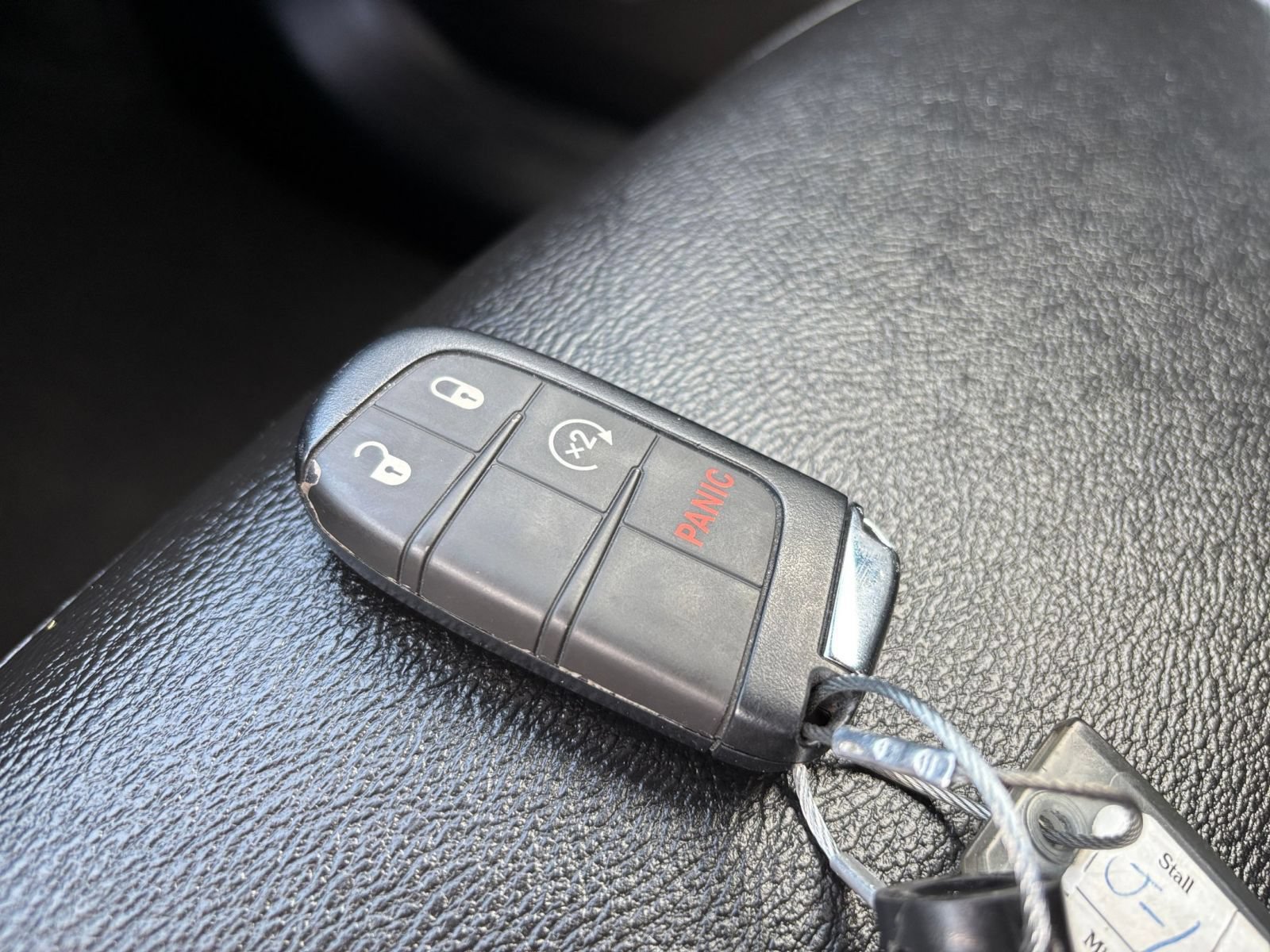 Used 2025 Jeep Compass Limited AWD/4WD image 21