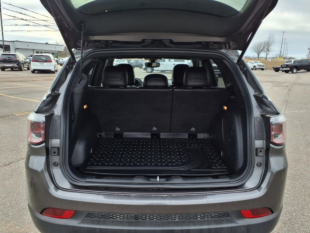 Used 2021 Jeep Compass 80th Special Edition w/ Sun and Sound Group image 17