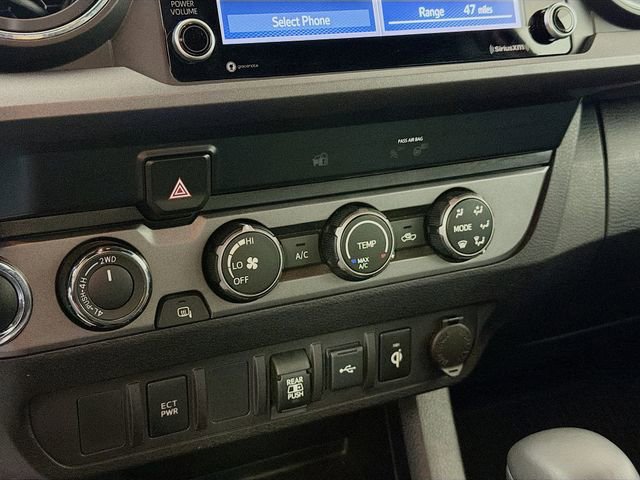 Used 2020 Toyota Tacoma TRD Off-Road image 16