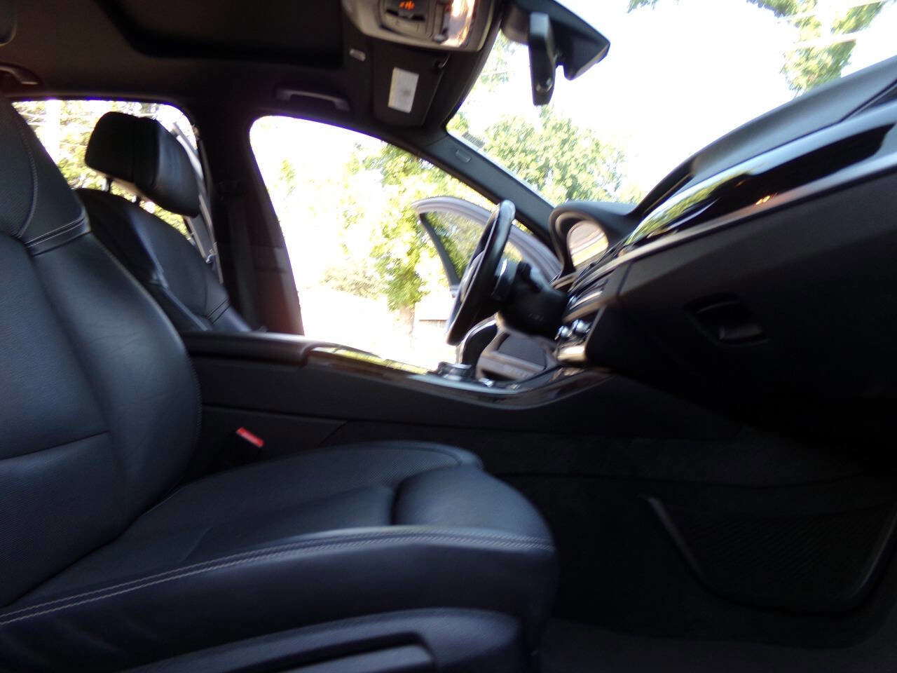 Used 2016 BMW 535i Sedan image 26