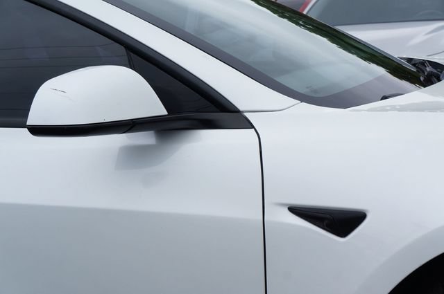 Used 2021 Tesla Model 3 Standard Range Plus RWD image 11