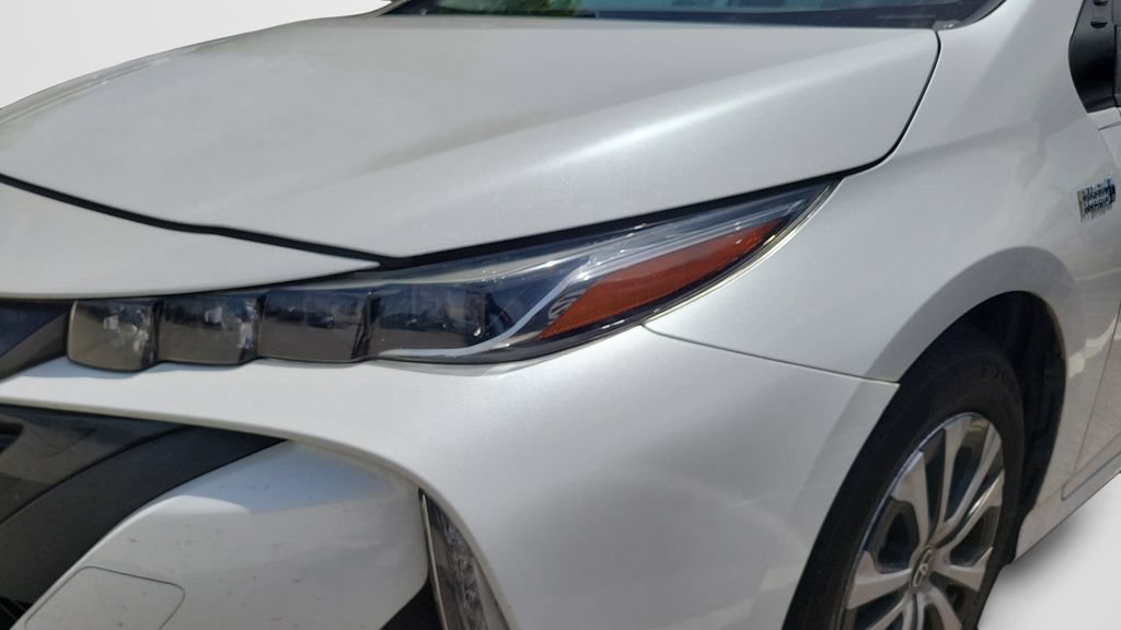 Used 2021 Toyota Prius Prime XLE FWD image 6