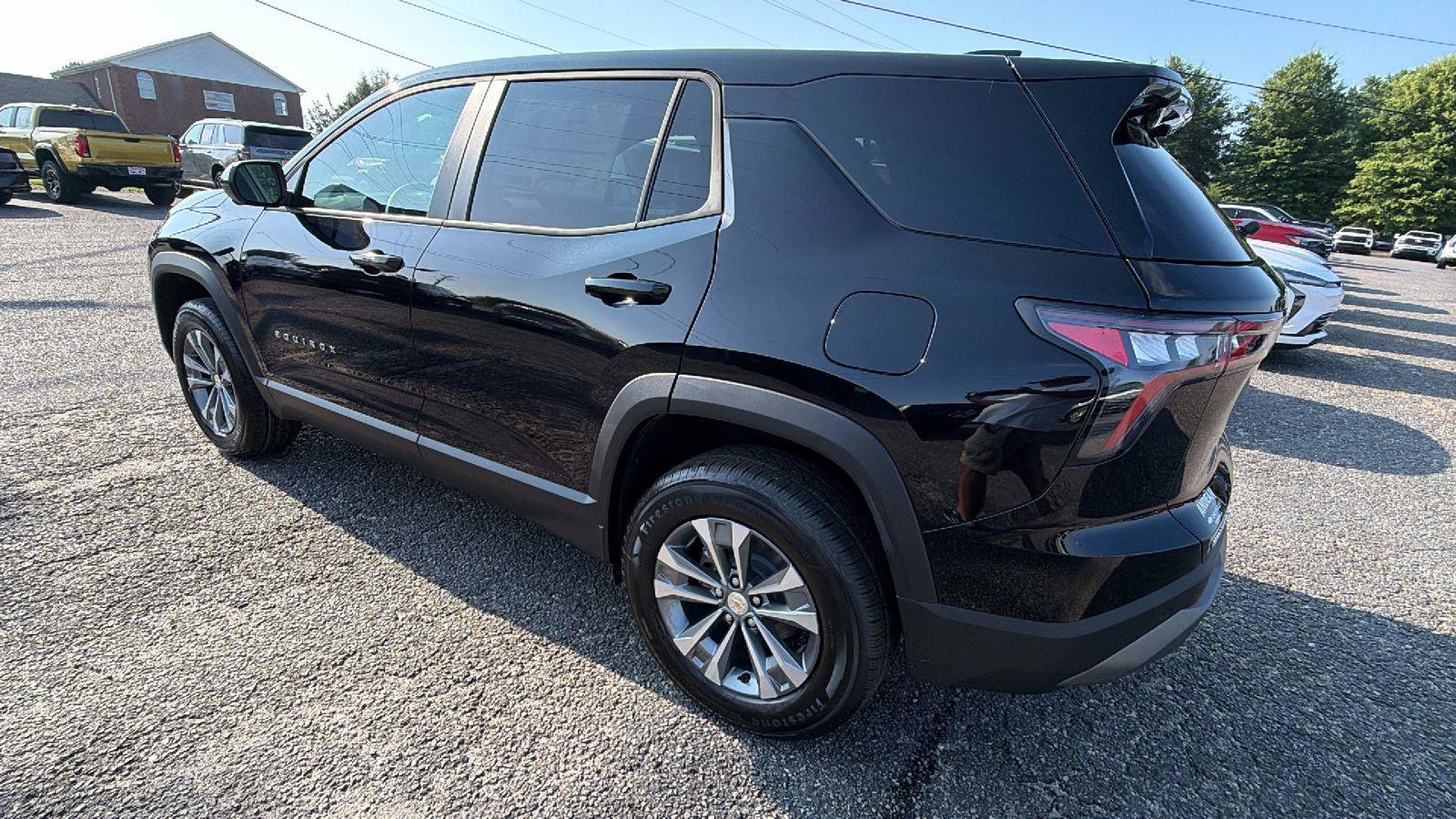 New 2026 Chevrolet Equinox LT w/ Convenience Package II FWD image 10