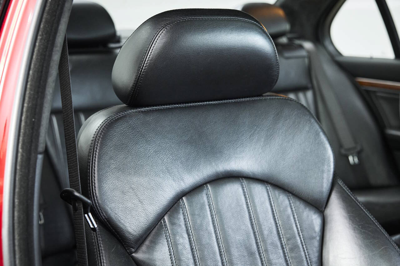 Used 2001 BMW M5 RWD image 83