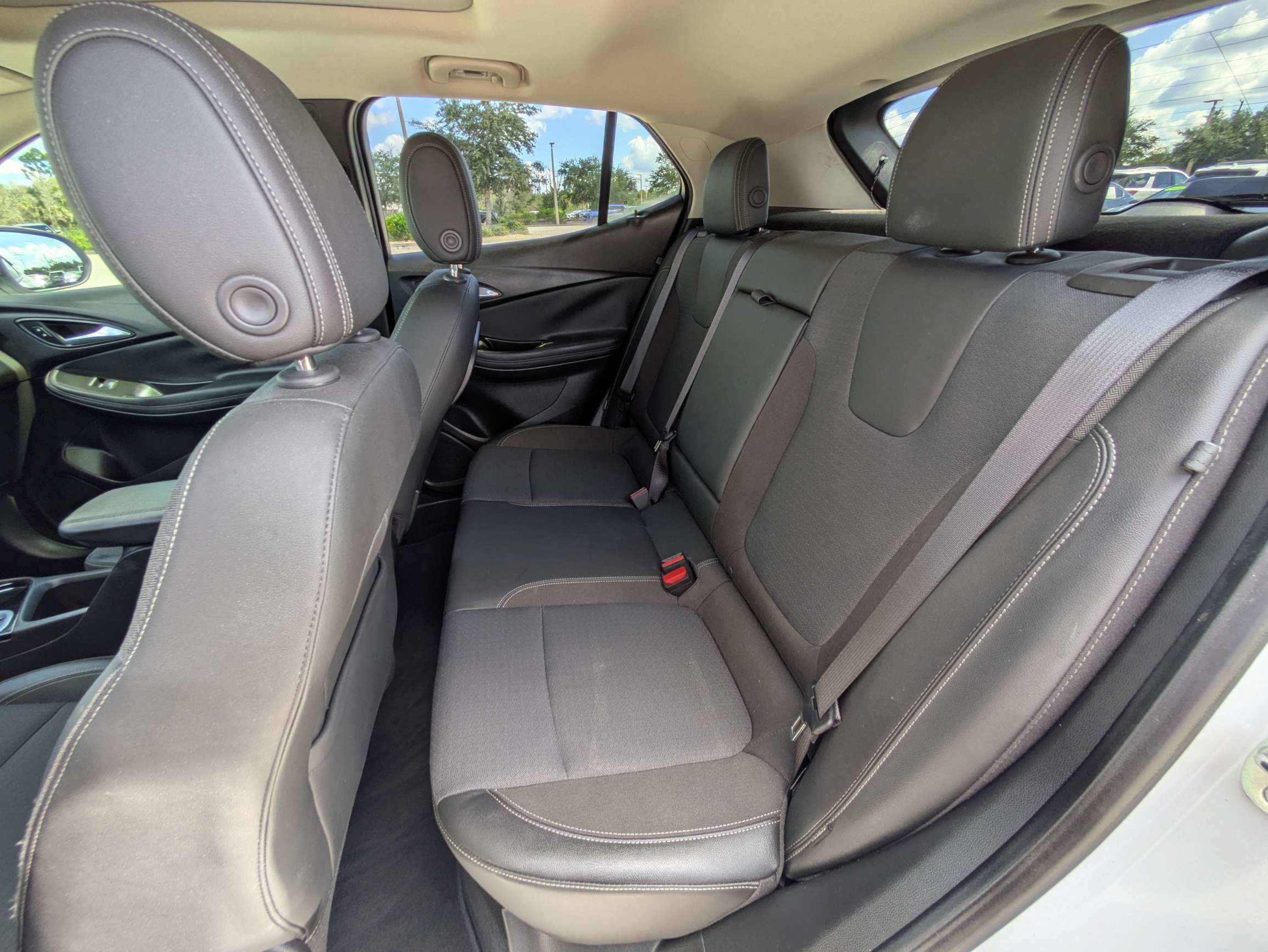 Used 2020 Buick Encore GX Select w/ Experience Buick Package FWD image 14