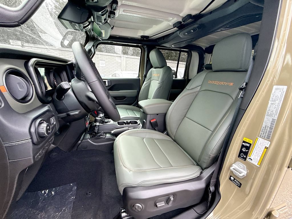 Used 2025 Jeep Gladiator Mojave w/ Safety Group AWD/4WD image 23