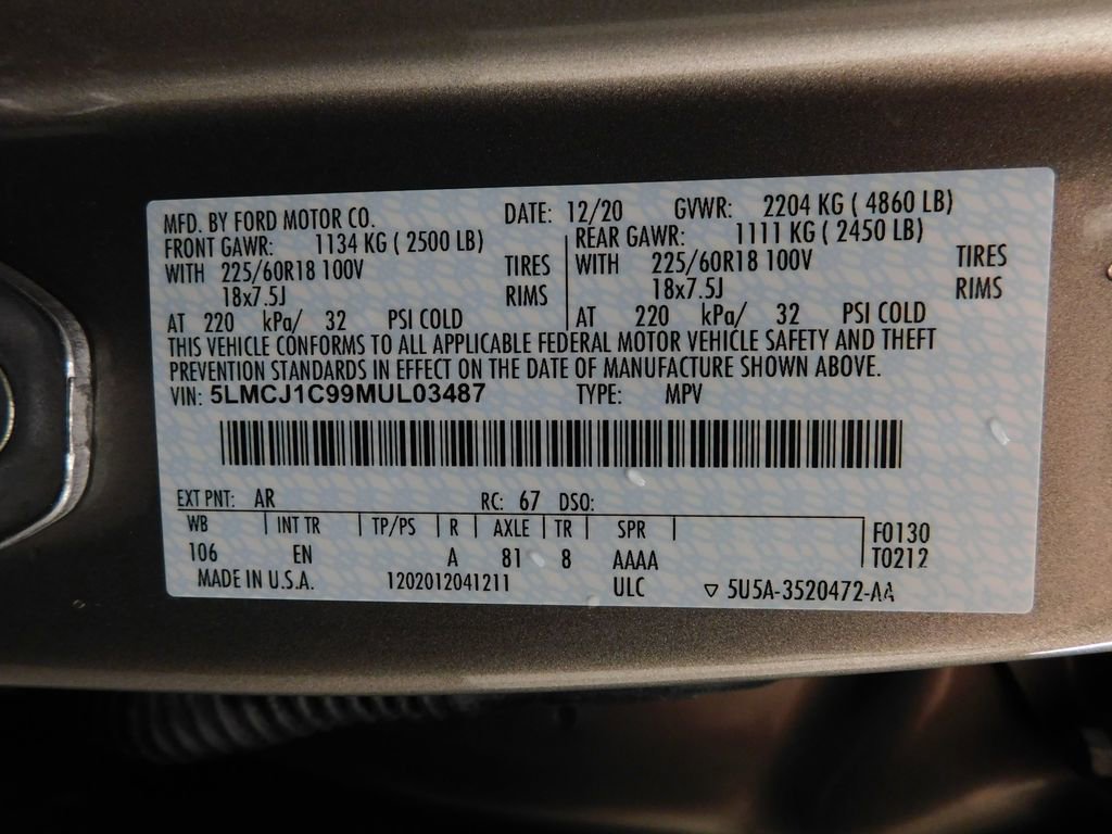 Used 2021 Lincoln Corsair Standard w/ Equipment Group 101A image 37