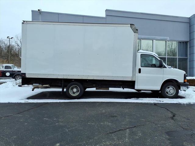 Used 2016 Chevrolet Express 3500 Work Van image 8